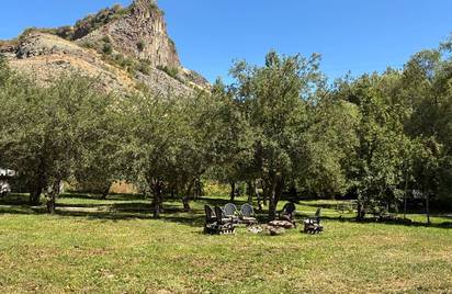 Армения Эрмон 12+