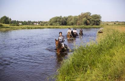 Аванпост 13+