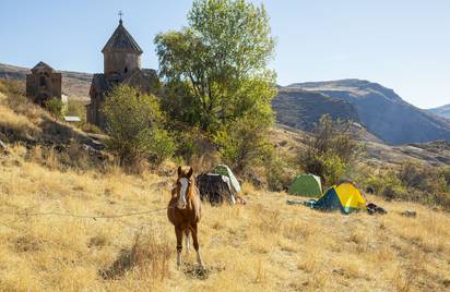 Армения Эрмон 12+